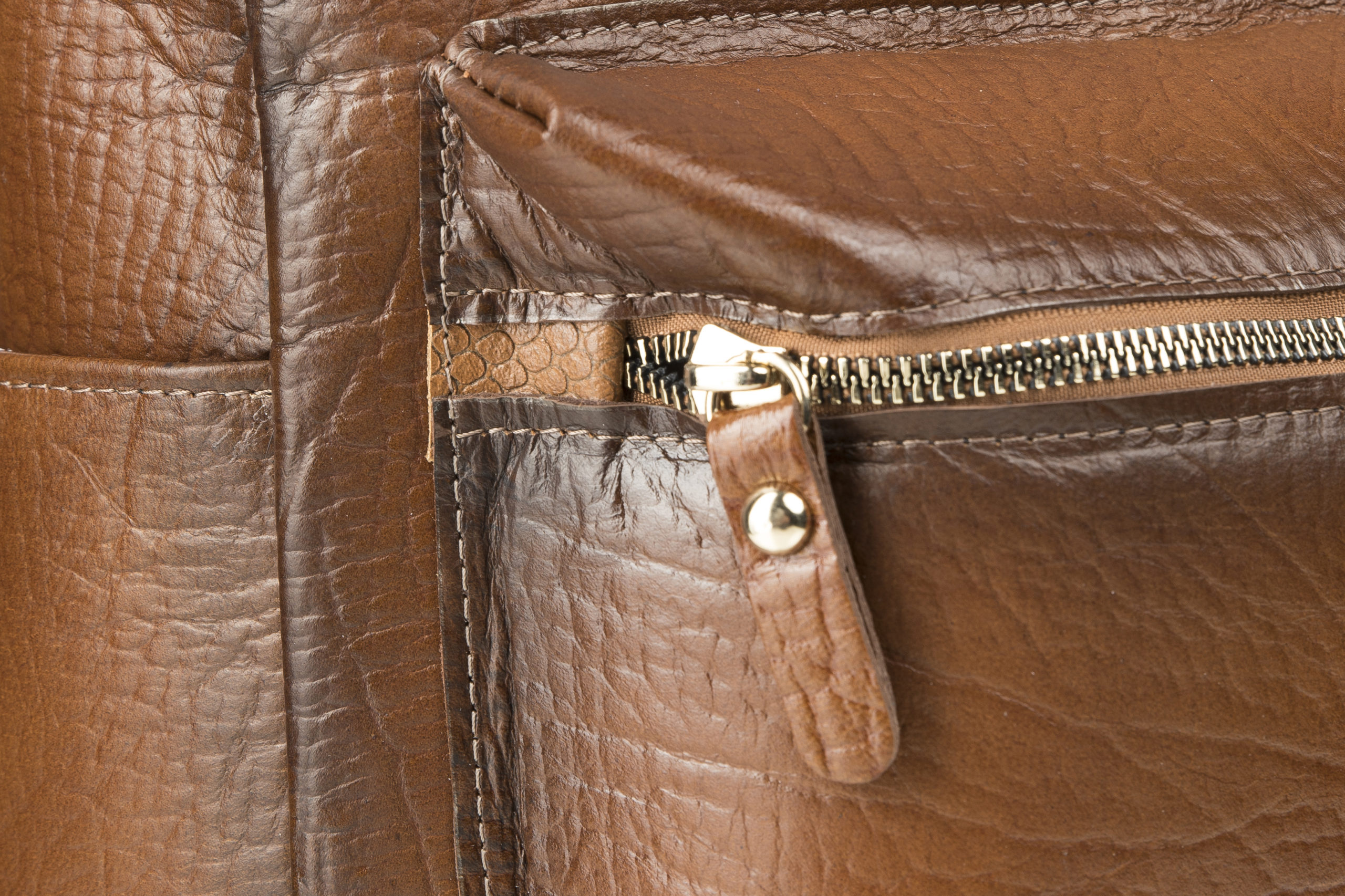 BACKPACK WITH BLACK SHADOWS EFFECT IN TAN