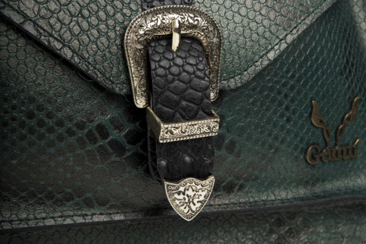 PYTHON EFFECT VINTAGE CLUTCH BAG IN DARK GREEN