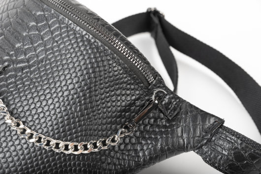 PYTHON EFFECT BELT BAG IN BLACK