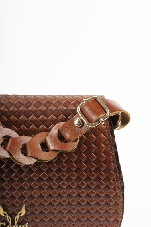 SHOULDER BAG WITH LEATHER CHAIN IN TAN