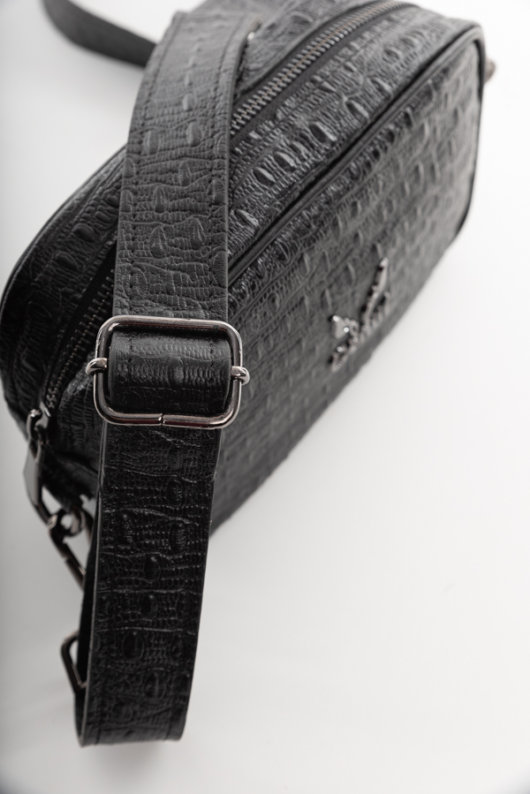 CROSSBODY BAG IN BLACK