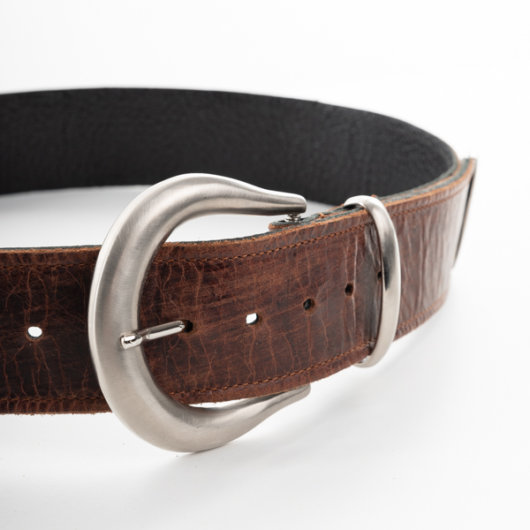 VINTAGE STYLE LEATHER BELT IN BROWN PULL UP