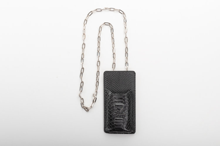 BLACK NECK POUCH