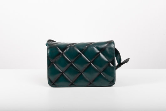 QUILTED SHOULDER BAG IN DARK GREEN