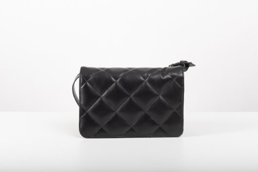 QUILTED SHOULDER BAG IN BLACK