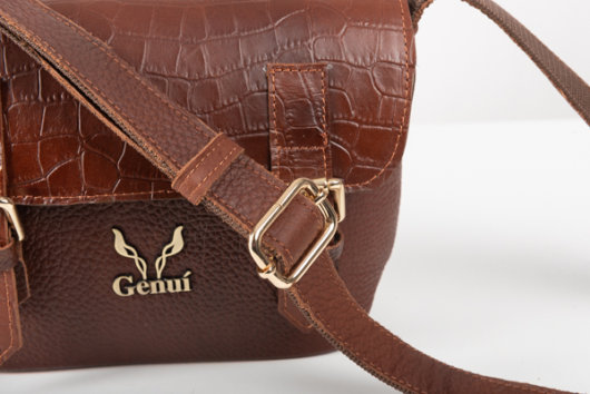 FLAP CROSSBODY BAG IN BROWN