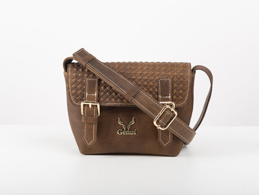 FLAP CROSSBODY BAG IN OLIVE GREEN