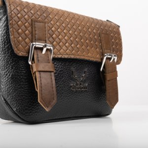 FLAP CROSSBODY BAG IN BLACK - OLIVE GREEN