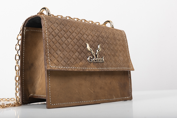 SHOULDER BAG IN OLIVE GREEN