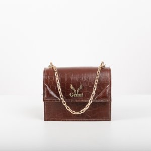 SHOULDER BAG IN BROWN