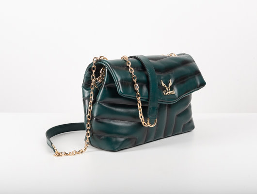 DARK GREEN QUILTED SHOULDER BAG WITH CHAIN