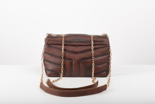 BROWN QUILTED SHOULDER BAG WITH CHAIN