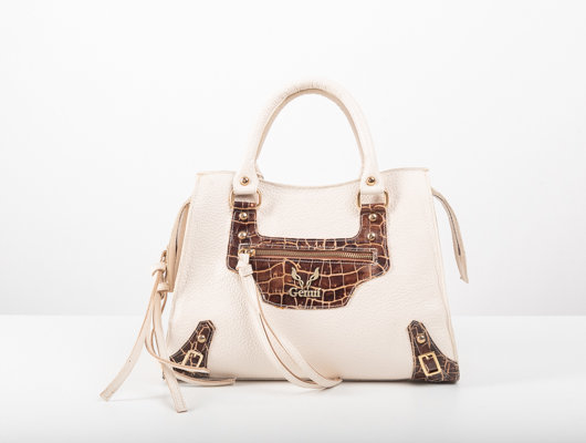 LEATHER SHOULDER BAG IN CREAM