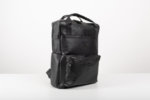 BACKPACK WITH ZIPPER IN BLACK