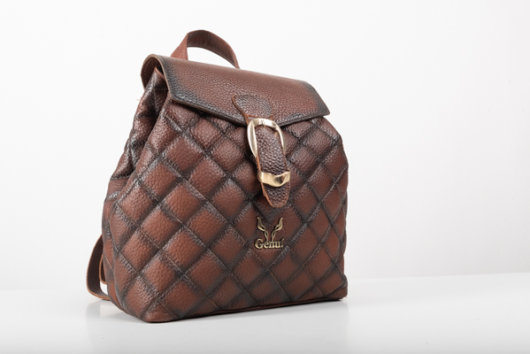 QUILTED BACKPACK IN BROWN