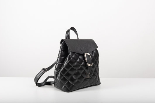 QUILTED BACKPACK IN BLACK