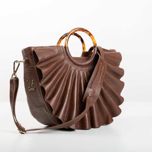 LEATHER FAN BAG IN BROWN