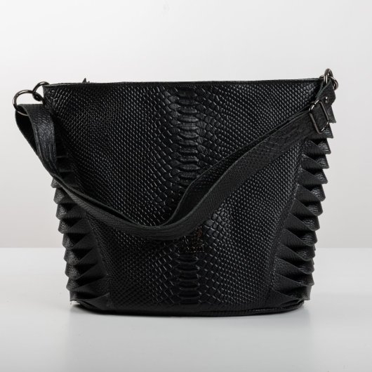 LEATHER SHOULDER BAG IN BLACK