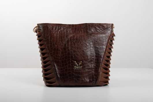 LEATHER SHOULDER BAG IN BROWN