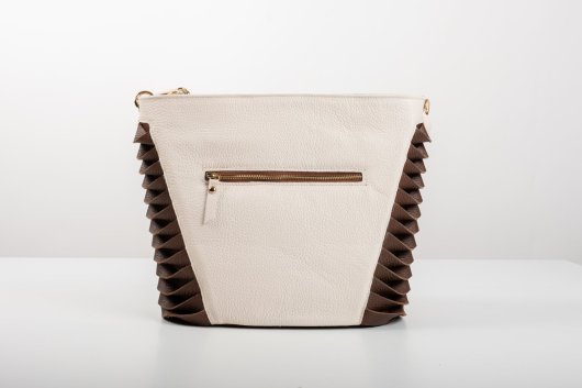 LEATHER SHOULDER BAG IN CREAM-BROWN