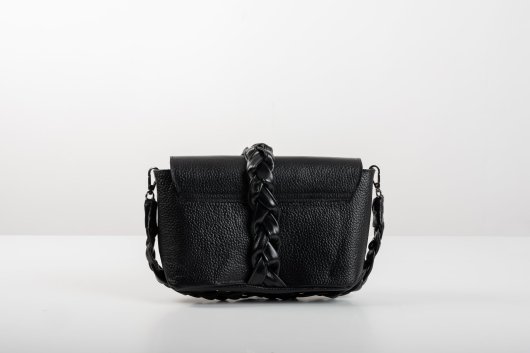 BRAIDED LEATHER BAG WITH FLAP IN BLACK