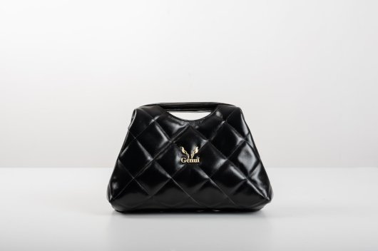 CLASP HANDLE LEATHER QUILTED HANDBAG IN BLACK