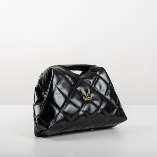 CLASP HANDLE LEATHER QUILTED HANDBAG IN BLACK