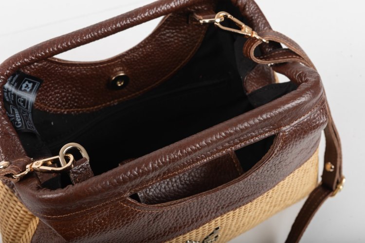 NATURAL RAFFIA CLASP HANDLE HANDBAG