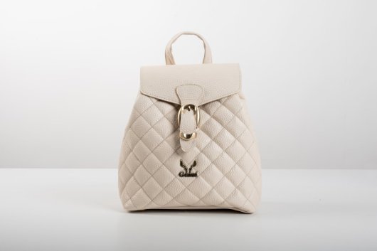 QUILTED BACKPACK IN CREAM