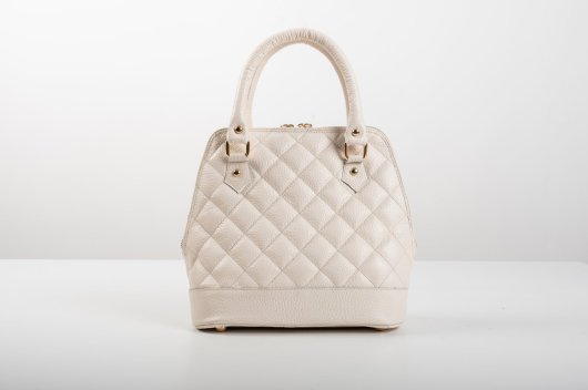 LEATHER QUILTED HANDBAG IN CREAM