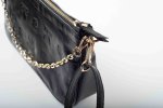 LEATHER SHOULDER BAG WITH CHAIN IN BLACK (LOGO)