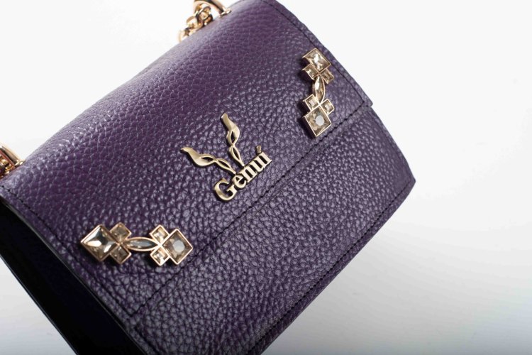 STRASS SHOULDER BAG IN PURPLE