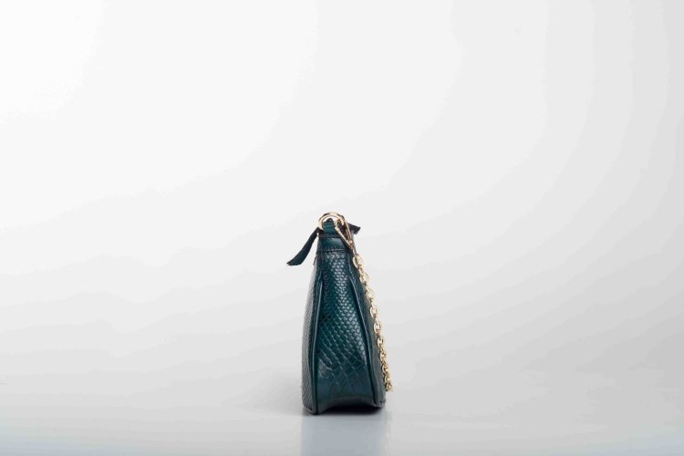 LEATHER SHOULDER BAG WITH CHAIN IN DARK GREEN