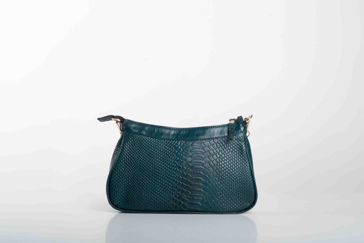 LEATHER SHOULDER BAG WITH CHAIN IN DARK GREEN
