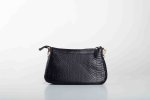 LEATHER SHOULDER BAG WITH CHAIN IN BLACK