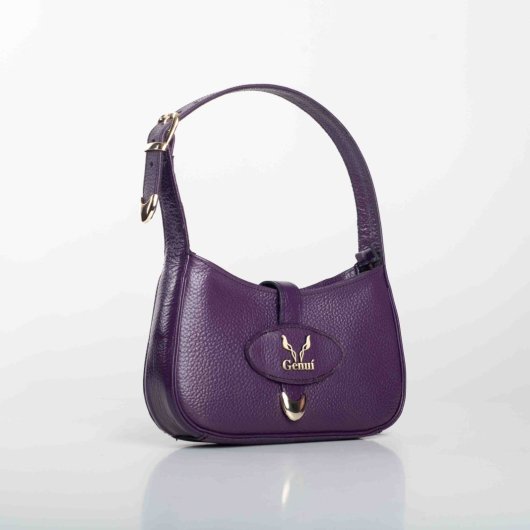 LEATHER SHOULDER BAG IN PURPLE