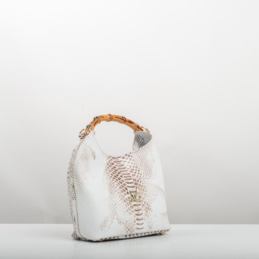 BAMBOO HANDLE LEATHER BAG IN WHITE