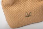 BAMBOO HANDLE LEATHER BAG IN POWDER