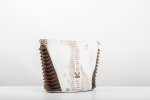 LEATHER SHOULDER BAG IN WHITE-BROWN