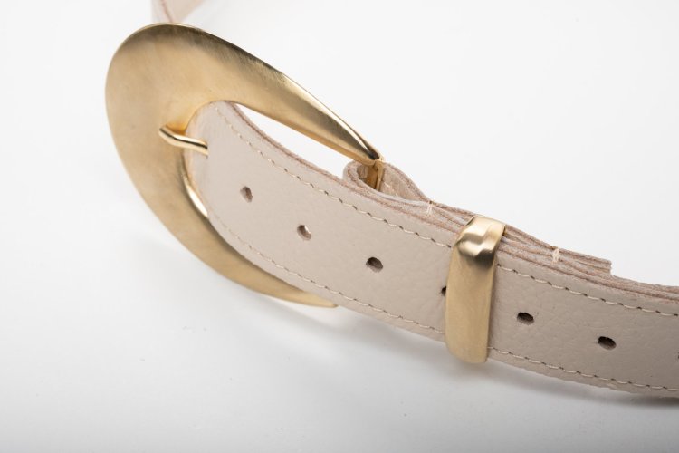 VINTAGE STYLE LEATHER BELT IN CREAM