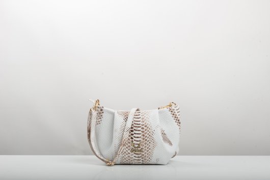 PLEATED LEATHER SHOULDER BAG IN WHITE