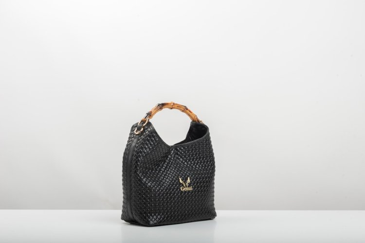 BAMBOO HANDLE LEATHER BAG IN BLACK