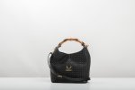 BAMBOO HANDLE LEATHER BAG IN BLACK