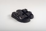 ΔΕΡΜΑΤΙΝΟ ΣΑΝΔΑΛΙ ΜΕ BLACK NICKEL ΤΟΚΕΣ ΜΑΥΡΟ