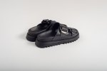 ΔΕΡΜΑΤΙΝΟ ΣΑΝΔΑΛΙ ΜΕ BLACK NICKEL ΤΟΚΕΣ ΜΑΥΡΟ
